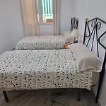 Castillo Apartament